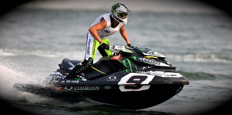 Cyrille Lemoine en jet-ski, photographie d’archives